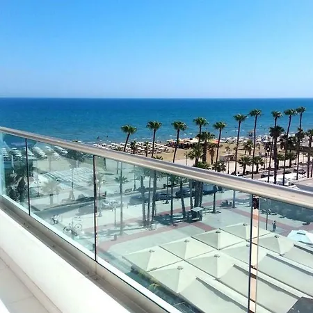 Apartment 2b Seafront Boutique Finikoudes Beach